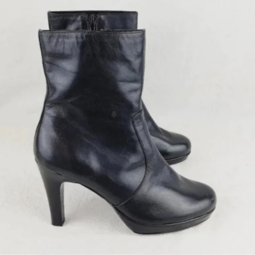 Nine West Multimate-K Black Leather Ankle Boots – Size 7.5M